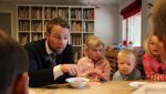 Måndag denne veka la kunnskapsminister Torbjørn Røe Isaksen (H) fram den nye rammeplanen for barnehagane som blir gjeldande frå hausten. FOTO: KD